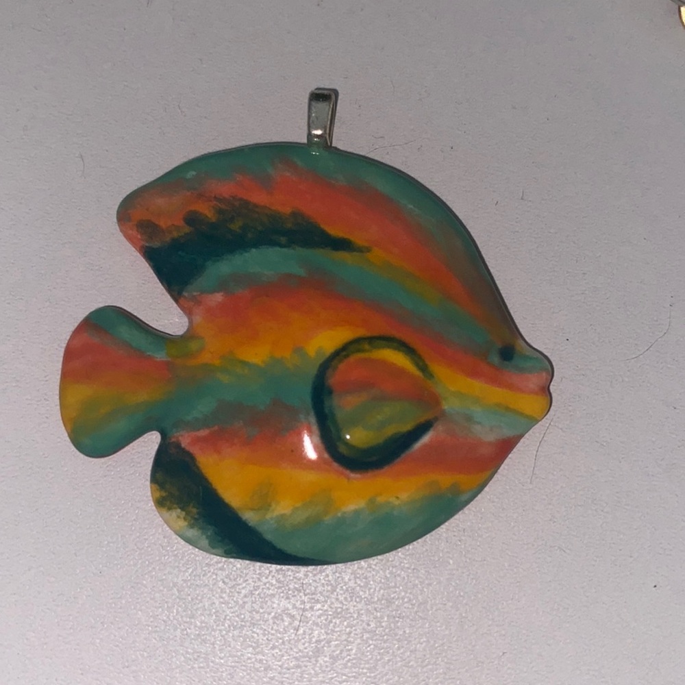 Hand-painted fish pendant (no string)